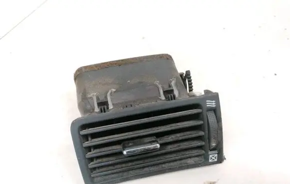 Toyota Corolla E120 E130 Dash center air vent grill