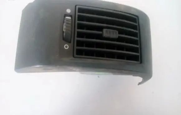 Fiat Ducato Dash center air vent grill ls385822