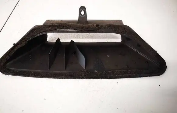 Volkswagen Touran I Air intake duct part 1T1819063