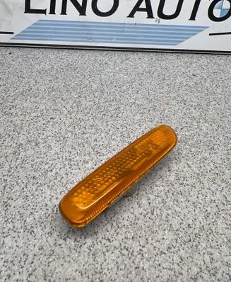 BMW 3 E46 Front fender indicator light 8370720