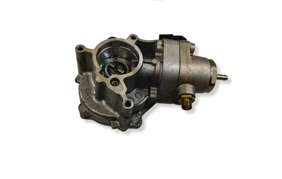 Volkswagen Golf VII Fuel injection high pressure pump 06L127027B 06L127410 06L145100F