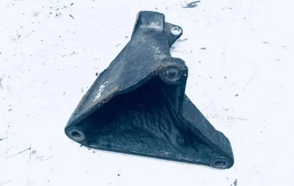 Audi A6 S6 C5 4B Engine mounting bracket 8d0199308ab