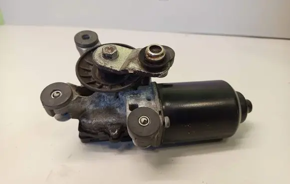 Mitsubishi Pajero Wiper motor MR3880 8492007183