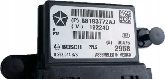 Chrysler Pacifica Comfort/convenience module 68193772AJ