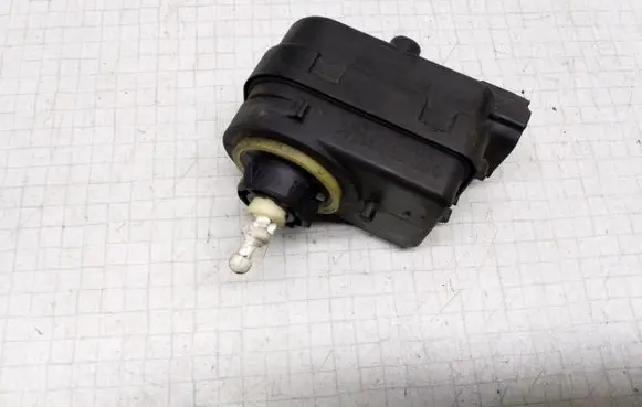 Nissan Almera Headlight level adjustment motor 