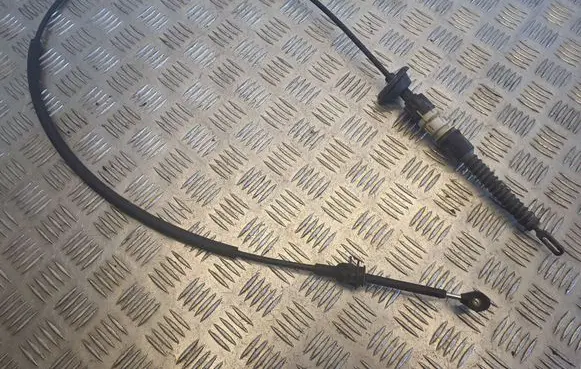 Chrysler Grand Voyager V Gear shift cable linkage