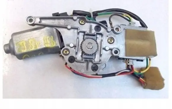 Mazda 626 Sunroof motor/actuator 