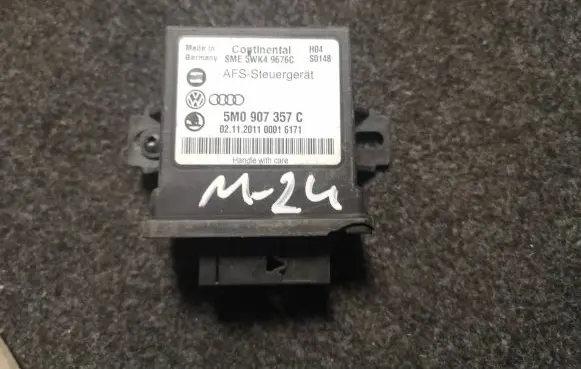 Volkswagen Golf VI Light module LCM 5M0907357C 5WK49676C 11120110001