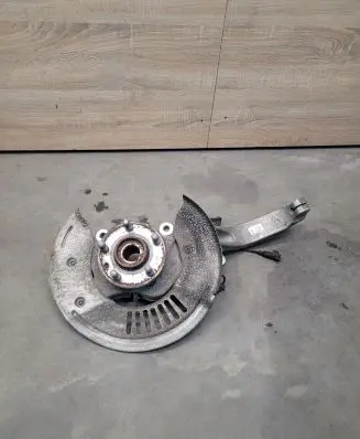 Land Rover Range Rover Velar Front wheel hub HK832C300DA HK833K185BC