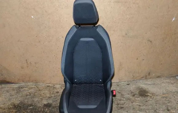 Opel Mokka B Front passenger seat 