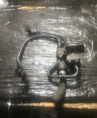BMW 5 E60 E61 Valve vacuum 7525068