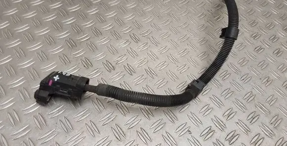 Toyota Yaris Positive cable (battery) 2818133010
