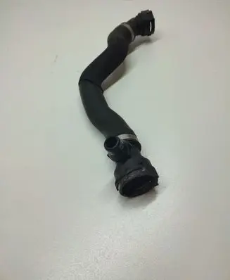 BMW X5 F15 Engine coolant pipe/hose 8514218