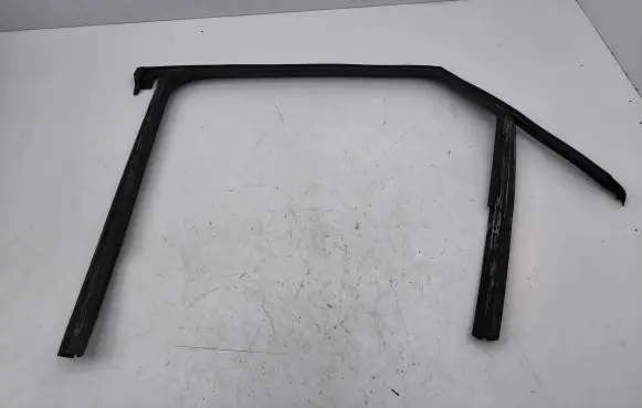 Audi A1 Rear door glass trim molding 82G839440