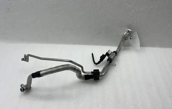 Air conditioning (A/C) pipe/hose