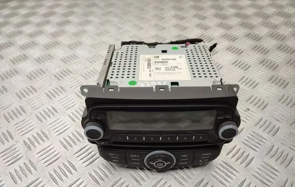 Chevrolet Aveo Radio/CD/DVD/GPS head unit 95494106