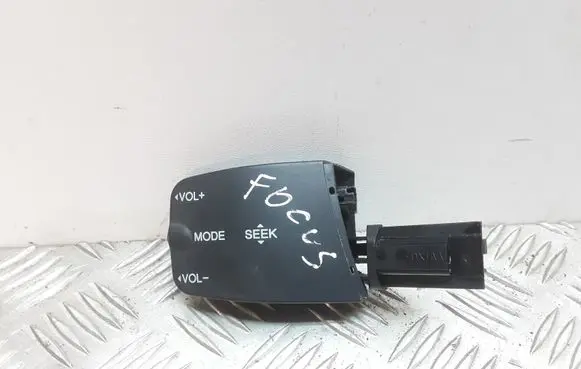 Ford Focus Multifunctional control switch/knob 