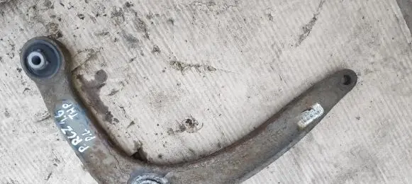Peugeot RCZ Front control arm 884981