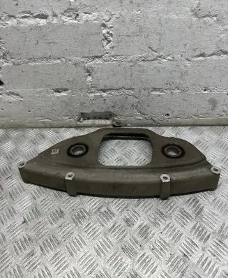 Mercedes-Benz E AMG W213 Rear differential/diff mount bracket A2053521301