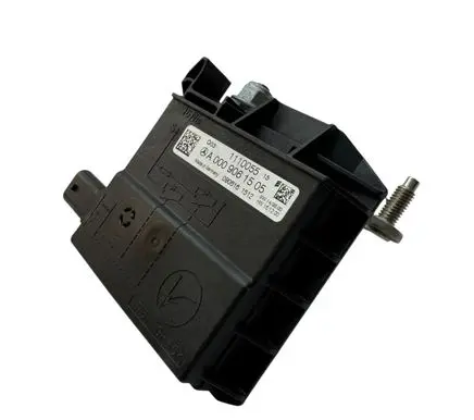 Mercedes-Benz C W205 Battery relay fuse A0009061505