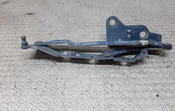Volvo S40 Tailgate/trunk/boot hinge