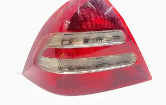 Mercedes-Benz C W203 Rear/tail lights 2038200164