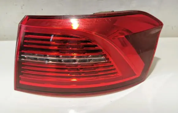 Volkswagen PASSAT B8 Rear/tail lights 3G9945208