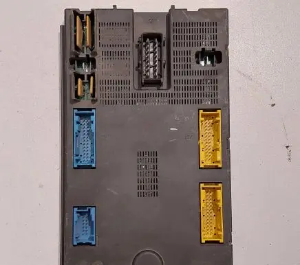 Renault Espace III Comfort/convenience module H313054 9531701 73840617