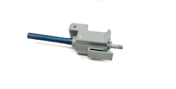 BMW 7 E65 E66 Vacuum valve 7516376