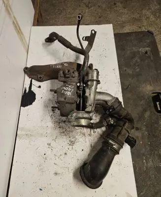 Toyota Yaris Turbo 7662591 172010M030