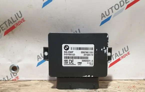 BMW 5 F10 F11 Rear brake EMF control unit/module 6798113 32620231