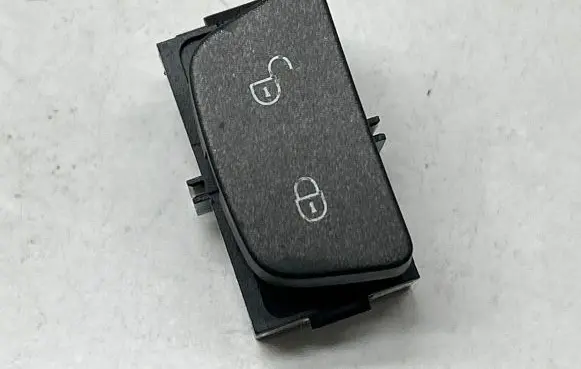 Land Rover Range Rover Evoque L538 Central locking switch button BJ3214017AB 10022705 SN50025111790116