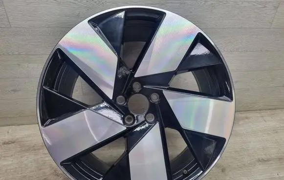 Volvo XC40 R20 alloy rim 32143630