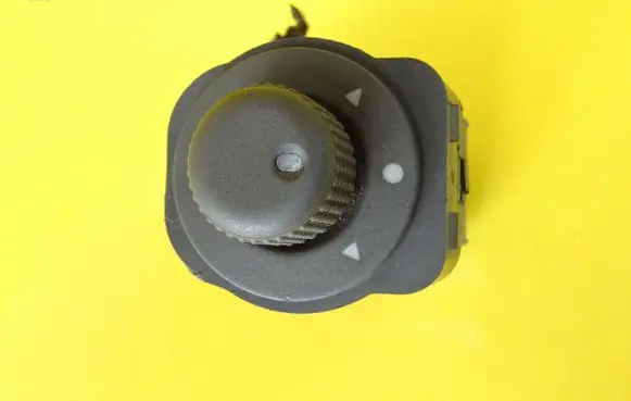 Alfa Romeo 156 Wing mirror switch