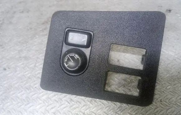 Nissan Qashqai Wing mirror switch 68485JD900
