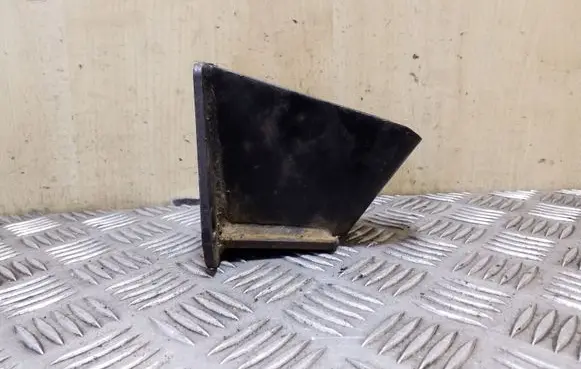 Opel Frontera B Engine mounting bracket