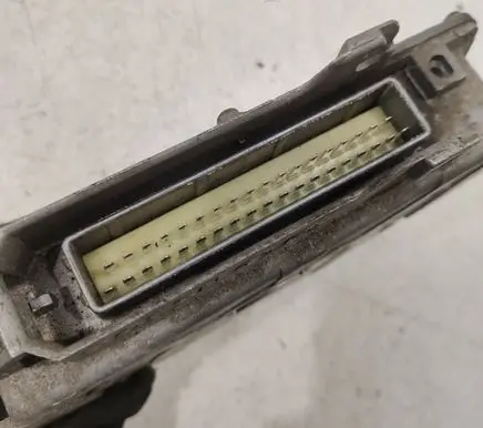 Peugeot 406 Engine control unit/module ECU 0261204063 9624518380