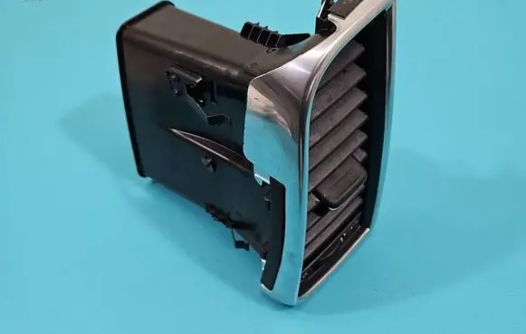 Dash center air vent grill