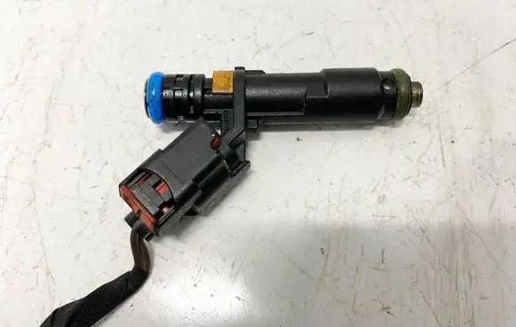 Fuel injector