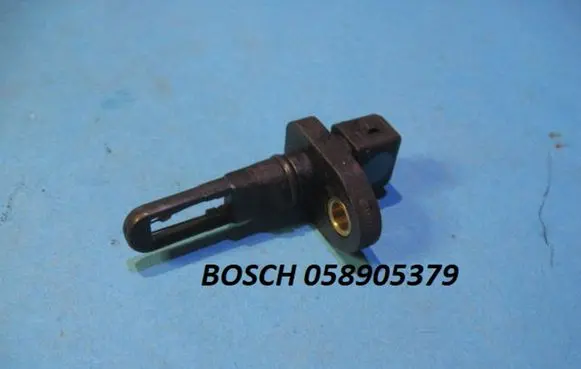Audi A4 S4 B5 8D Intake air temperature sensor 058905379