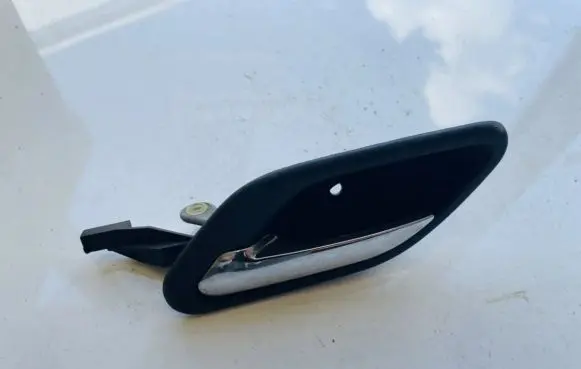 BMW 5 E39 Rear door interior handle 8226049