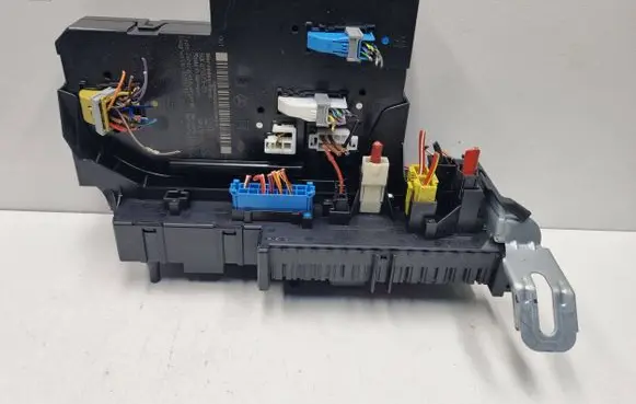 Mercedes-Benz E W212 SAM control unit A2129009522 2129009522