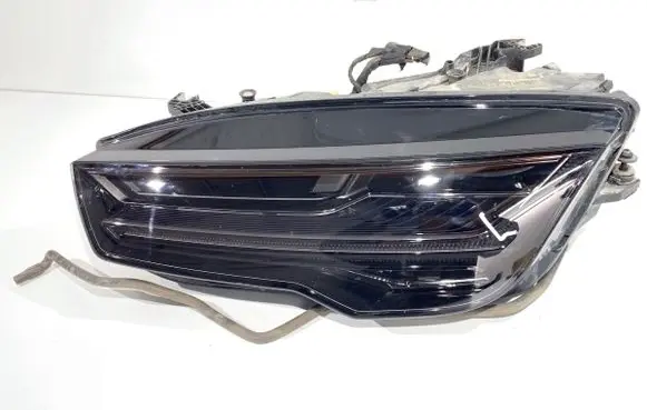 Audi A7 S7 4G Headlight/headlamp 4G8941035B