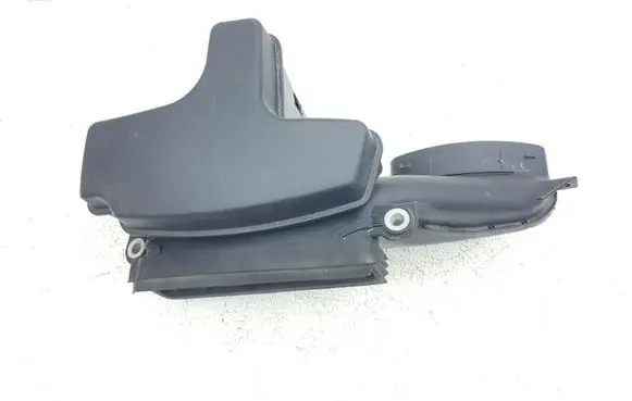Ford Fusion II Air intake duct part DS739C675 DS739C675AC DS739A600
