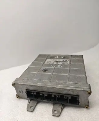 Audi A4 S4 B5 8D Engine control unit/module 8D0907557CX 0261203938 26SA4269