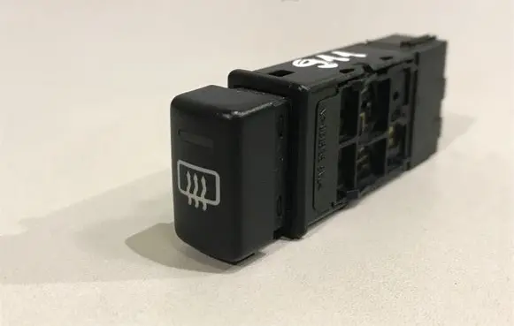 Rover Streetwise Windscreen/window heater switch 03035383