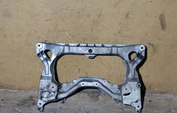 Mercedes-Benz SL AMG R230 Front subframe 2306280157