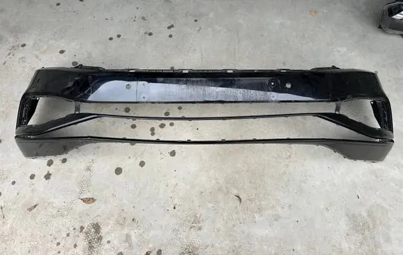 Volkswagen PASSAT B8 Front bumper 3g0807221e