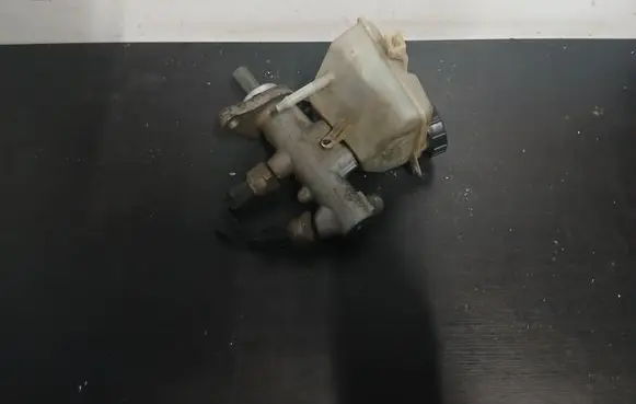 Volvo S60 Master brake cylinder 8646006