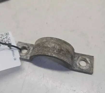 Audi Q7 4L Sway bar bush bracket, rear 7L8511418
